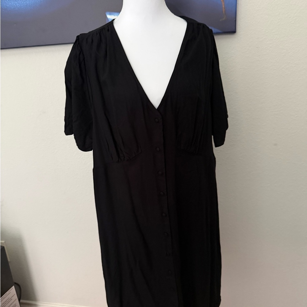 Old Navy Black V-Neck Button-Front Midi Dress